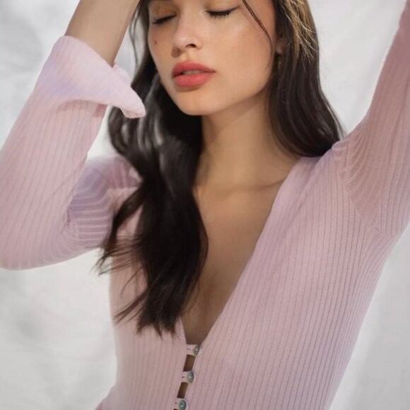 REFORMATION Gellar Knit button-up top, size XS, light pink - Picture 3 of 7